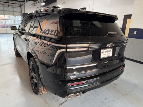 New 2026 Chevrolet Traverse RS w/ LPO, Floor Liner Package image 34