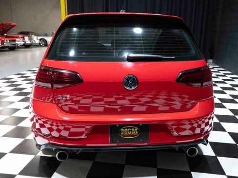 Used 2019 Volkswagen Golf 4-Door image 17