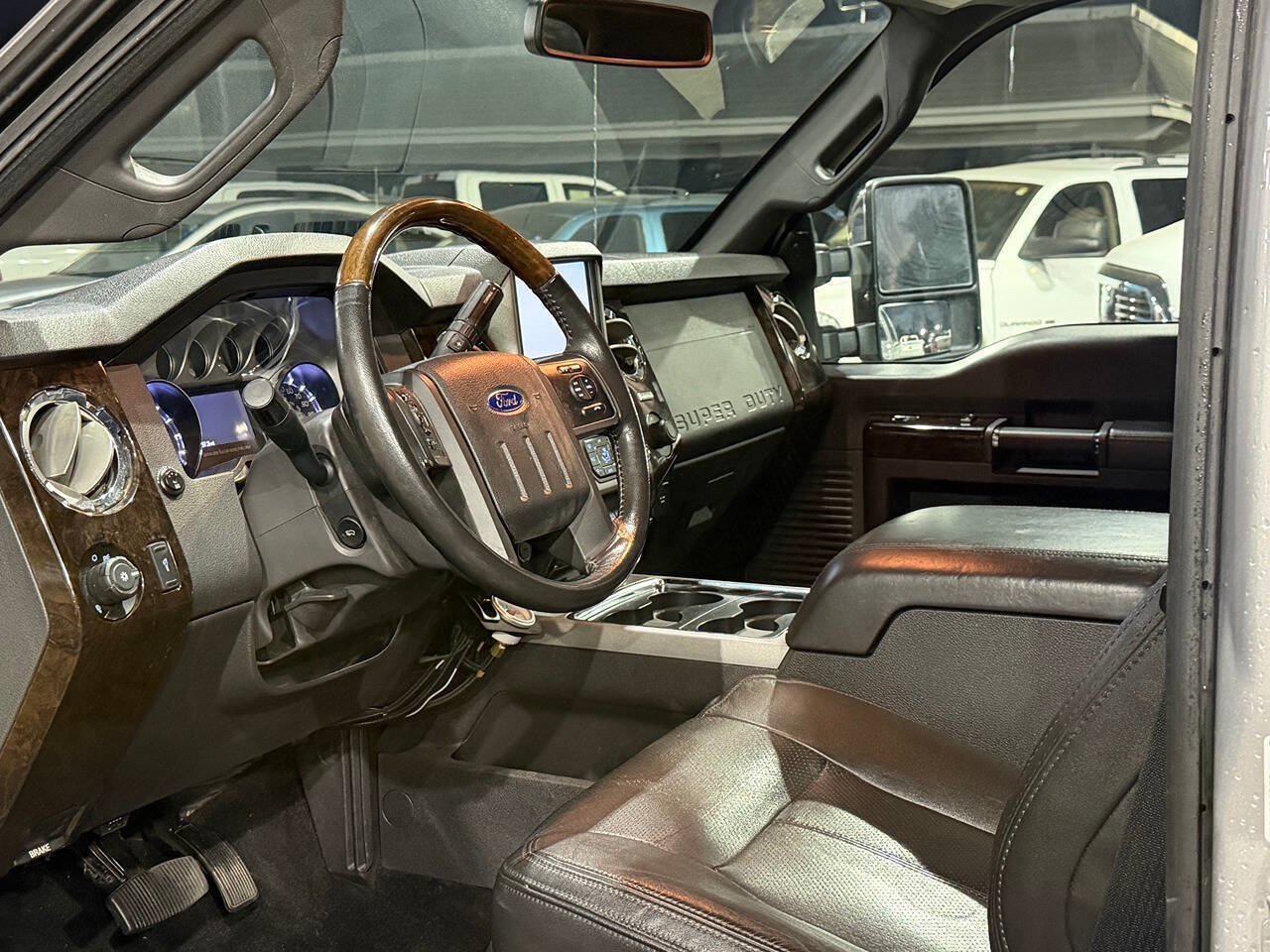 Used 2013 Ford F350 Platinum AWD/4WD image 8