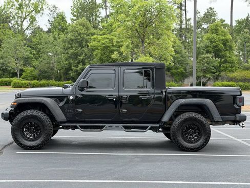 Used 2020 Jeep Gladiator Sport w/ Quick Order Package 24S AWD/4WD image 4