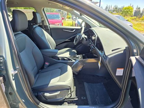 New 2026 Kia Niro Wind FWD image 11
