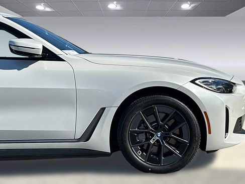 Used 2023 BMW i4 eDrive35 w/ Premium Package RWD image 34