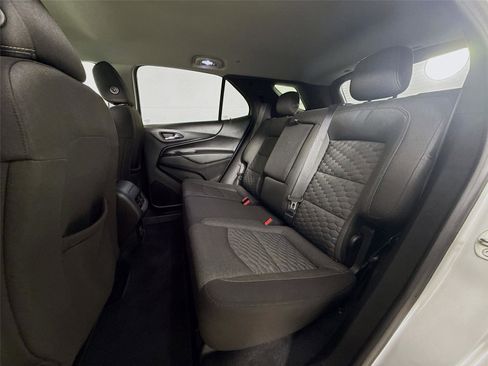 Used 2019 Chevrolet Equinox LT image 24