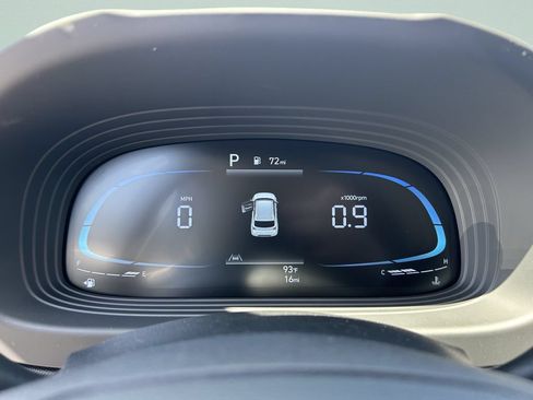 New 2026 Hyundai Venue SEL FWD image 33