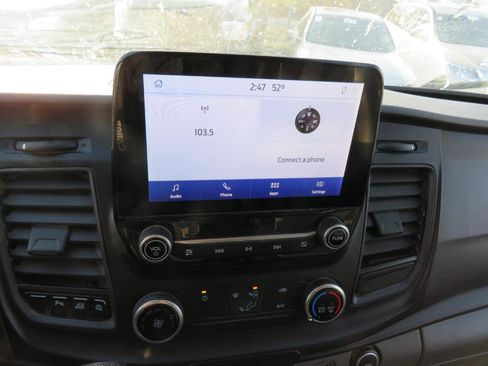 Used 2020 Ford Transit 250 Low Roof RWD image 19