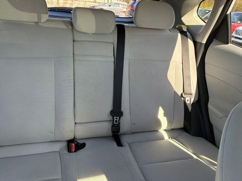 Used 2025 Hyundai Kona SEL image 40