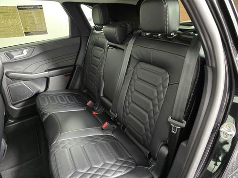 Used 2024 Ford Escape SE w/ PHEV Premium Package image 19