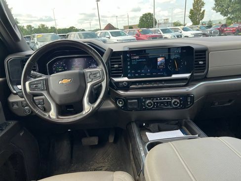 Used 2024 Chevrolet Silverado 3500 LTZ w/ LTZ Premium Package AWD/4WD image 11