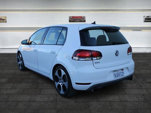 Used 2011 Volkswagen GTI 4-Door image 5