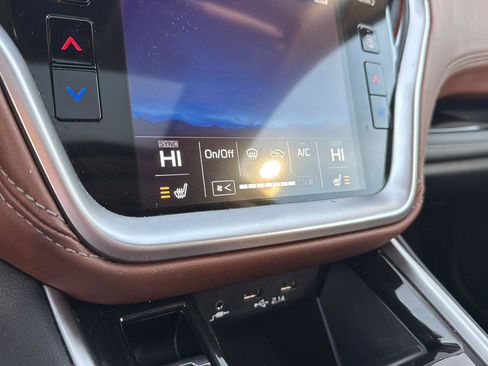 Used 2022 Subaru Outback Touring XT image 23