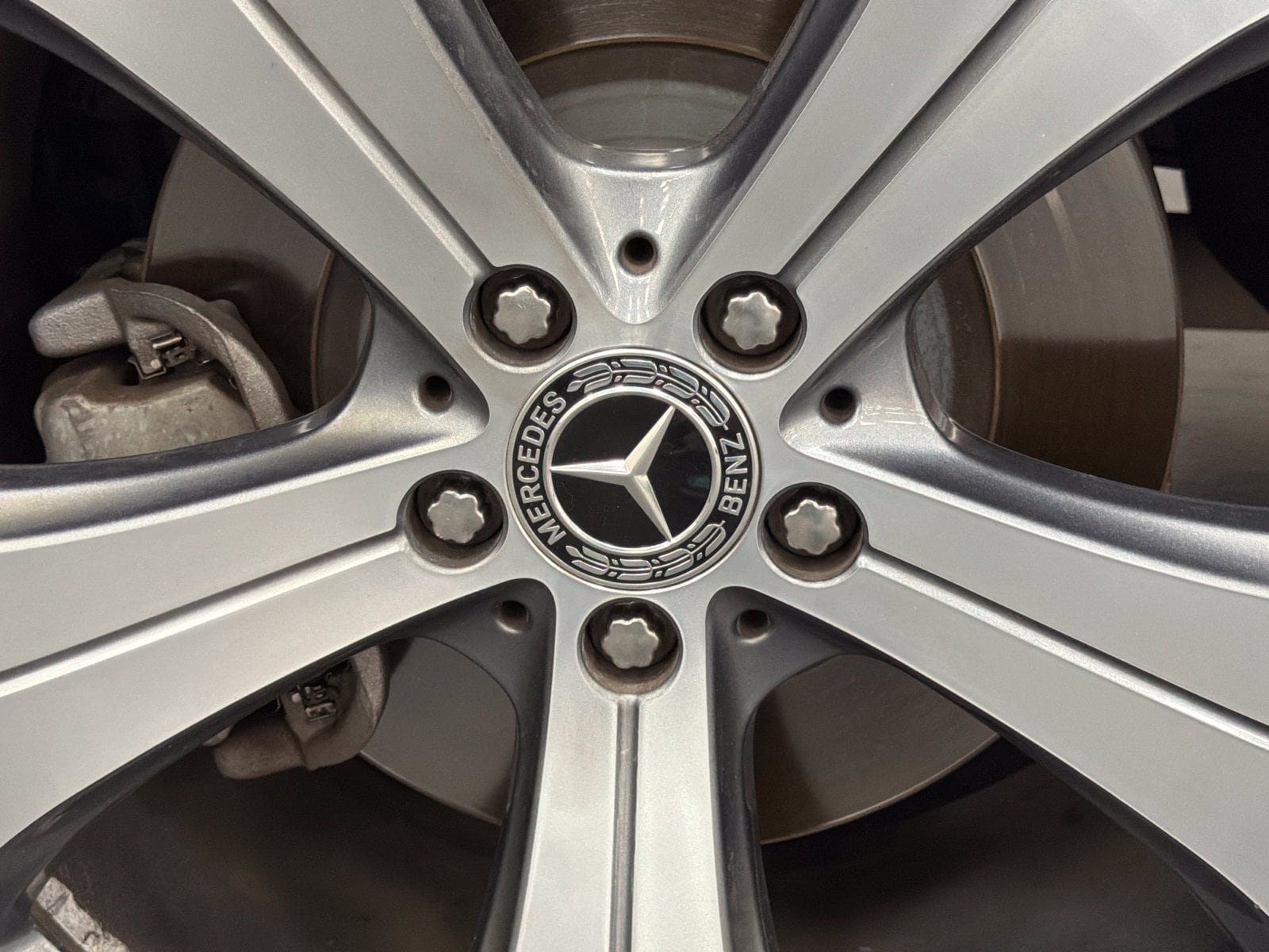 Used 2021 Mercedes-Benz GLS 450 4MATIC image 19