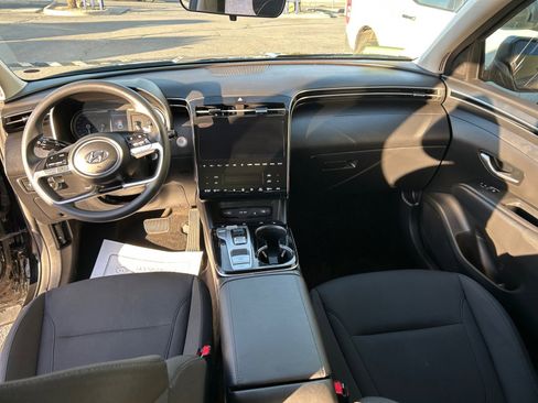 Used 2024 Hyundai Tucson Blue image 16