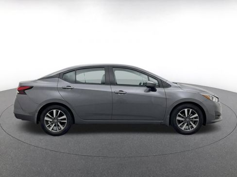 Used 2025 Nissan Versa SV FWD image 10