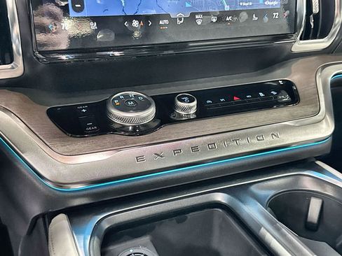 New 2026 Ford Expedition Platinum w/ Driver's Package image 22