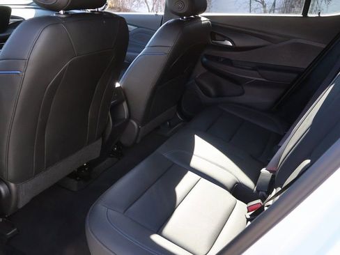 Used 2025 Buick Envista Sport Touring image 20