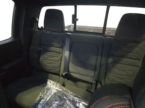 New 2026 Nissan Frontier PRO-4X w/ Pro-4x Convenience Package AWD/4WD image 13