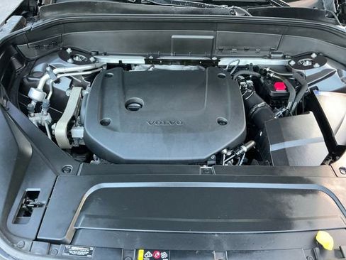 Used 2024 Volvo XC90 B6 Ultimate w/ Protection Package image 19