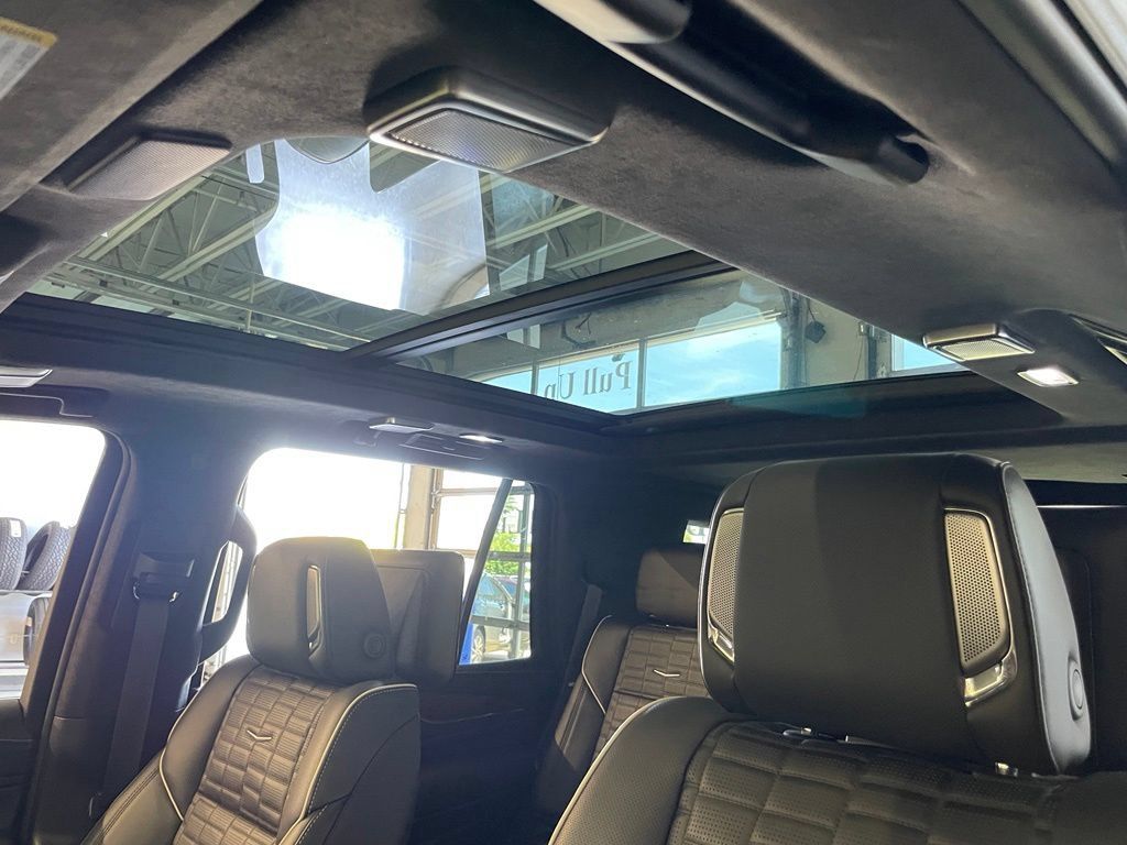 Used 2023 Cadillac Escalade Sport Platinum w/ LPO, ONYX Package AWD/4WD image 53