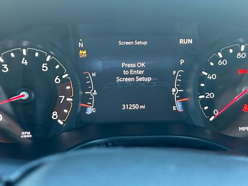 Used 2025 Jeep Compass Trailhawk image 40