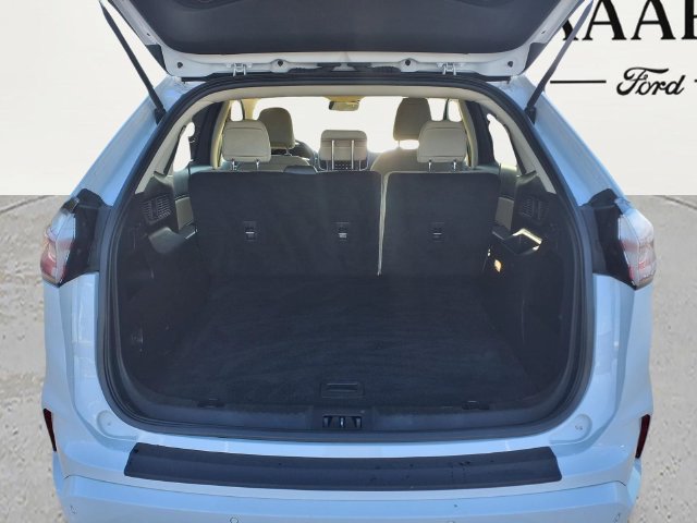 Used 2024 Ford Edge SE w/ Black Appearance Package AWD/4WD image 10