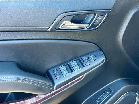 Used 2020 GMC Yukon SLT w/ Open Road Package image 19