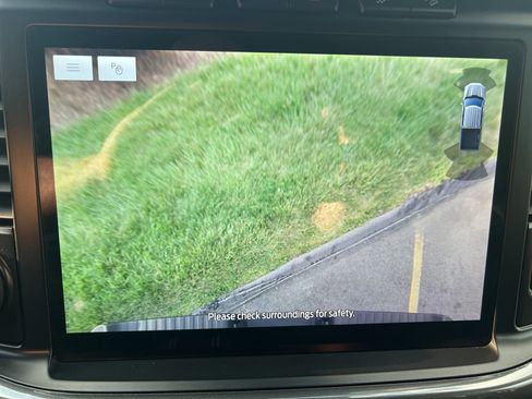 Used 2022 Ford F150 XLT w/ Equipment Group 302A High image 38