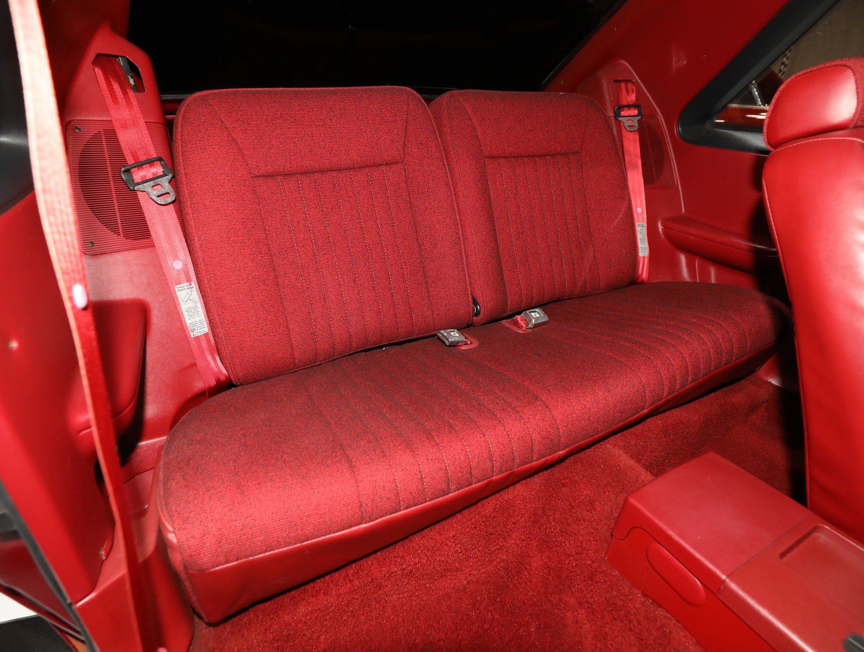 Used 1990 Ford Mustang GT RWD image 42