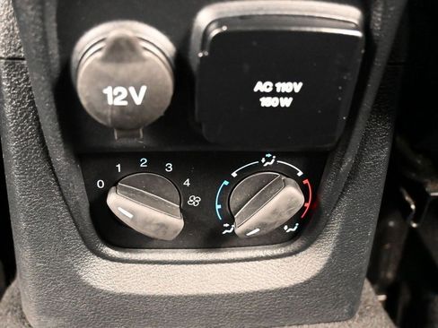 Used 2022 Ford Transit Connect XL image 31