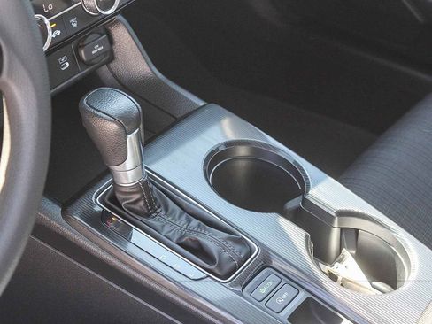 Certified 2025 Honda Civic LX image 20