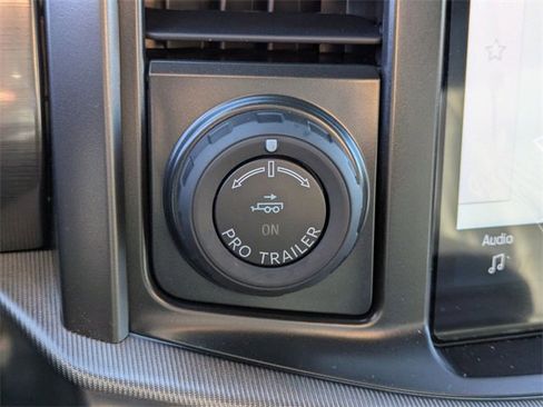 New 2025 Ford F150 Lariat w/ Equipment Group 501A Mid image 27