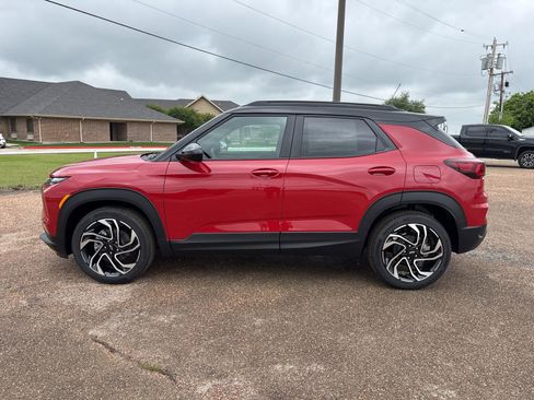 New 2026 Chevrolet TrailBlazer RS w/ Convenience Package image 2