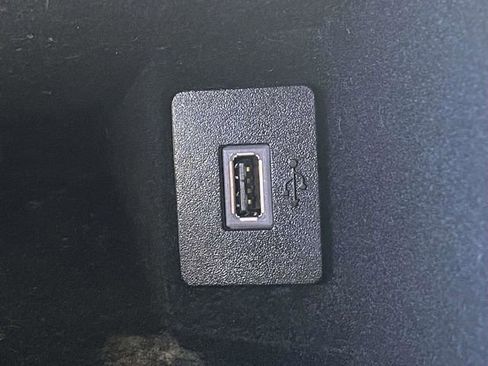 Used 2020 Lincoln Nautilus FWD w/ Equipment Group 101A image 33