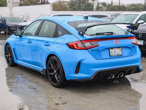 Used 2024 Honda Civic Type R image 7