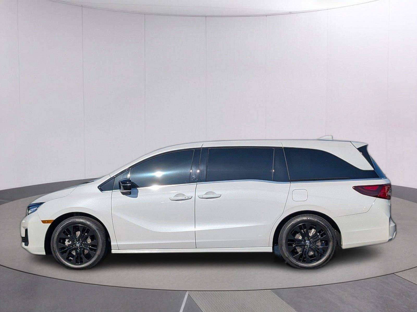 Used 2026 Honda Odyssey Sport-L image 2