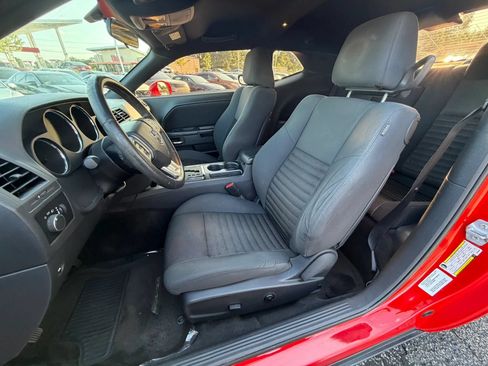 Used 2014 Dodge Challenger SXT w/ Sport Appearance Package RWD image 14