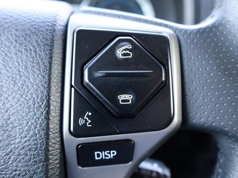 Used 2018 Toyota 4Runner SR5 Premium AWD/4WD image 33