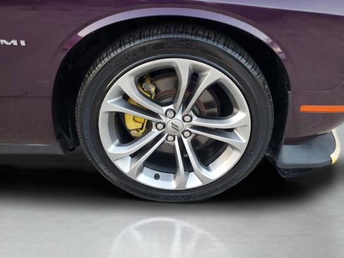 Certified 2020 Dodge Challenger R/T image 6