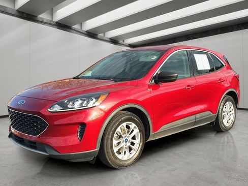 Used 2022 Ford Escape SE w/ Convenience Package FWD image 2