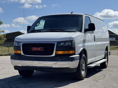 Used 2020 GMC Savana 2500 w/ Driver Convenience Package image 1