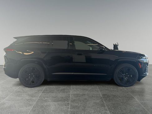 New 2025 Jeep Wagoneer S Launch Edition AWD/4WD image 6