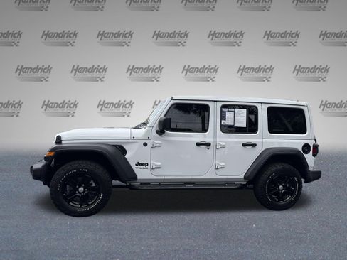 Used 2022 Jeep Wrangler Unlimited Sport w/ Sun And Sound Package AWD/4WD image 6