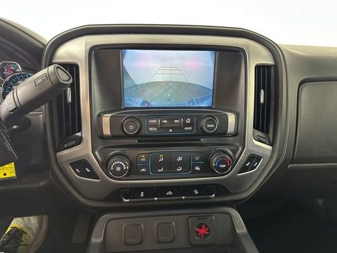 Used 2018 GMC Sierra 1500 SLE image 22