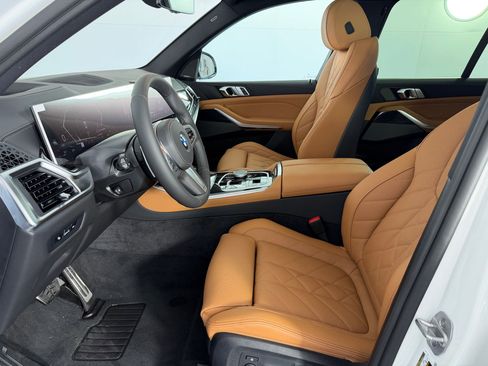 New 2026 BMW X5 sDrive40i w/ M Sport Package image 5