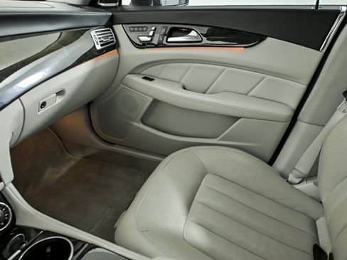 Used 2015 Mercedes-Benz CLS 400 4MATIC image 30
