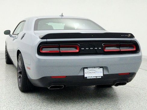 Used 2022 Dodge Challenger R/T Scat Pack w/ Shaker Package image 6