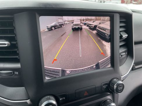 Used 2024 RAM 2500 Big Horn w/ Bed Utility Group image 17