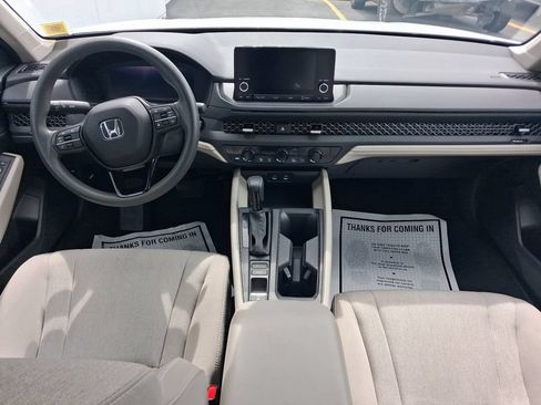 Used 2024 Honda Accord EX image 12