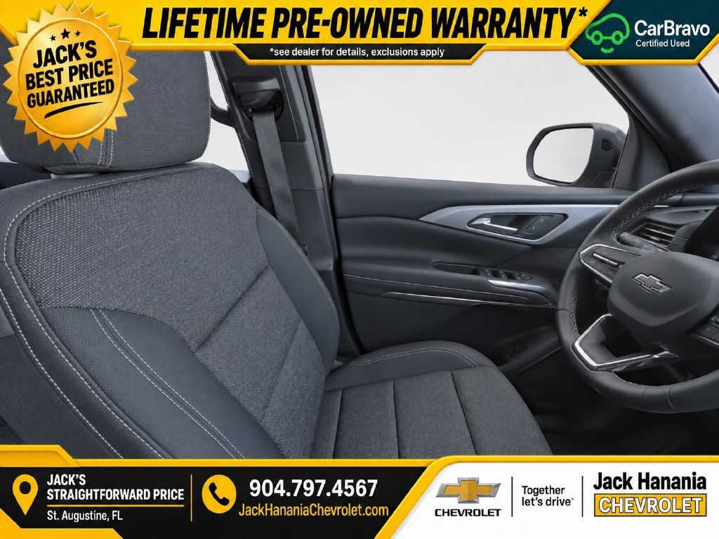 Used 2025 Chevrolet Traverse LT w/ Midnight/Sport Edition FWD image 18