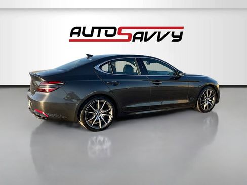 Used 2022 Genesis G70 3.3T RWD image 7