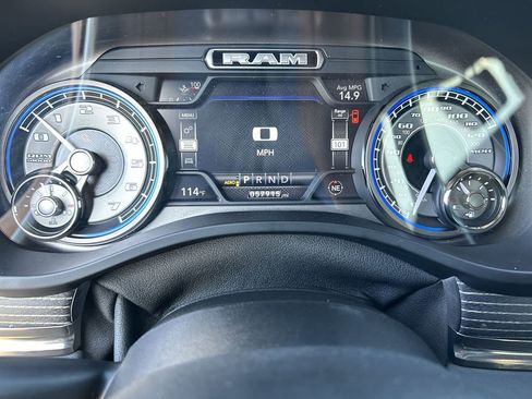 Used 2020 RAM 1500 Limited image 11